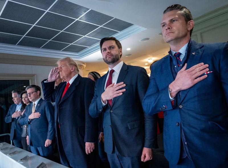 ong trump khen ngoi anh 1