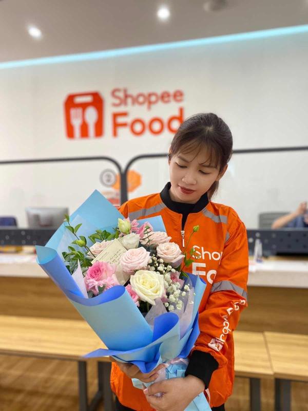 ShopeeFood,  xe cam anh 11