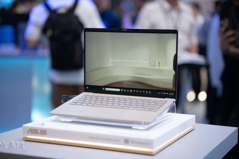 laptop asus snapdragon anh 11