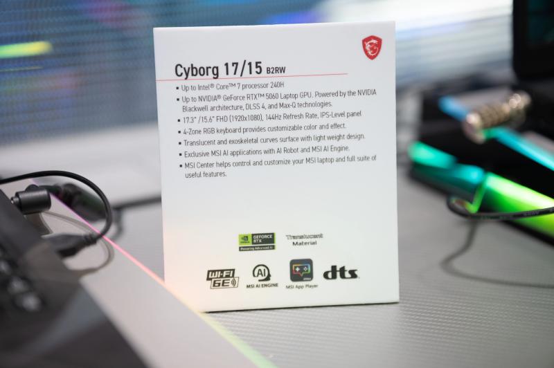 Laptop cua Jensen Huang anh 4