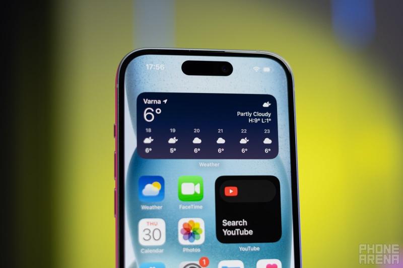 iPhone chay hang anh 1