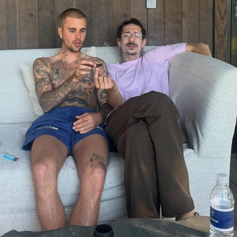 Justin Bieber,  Hailey,  sao Au My anh 1