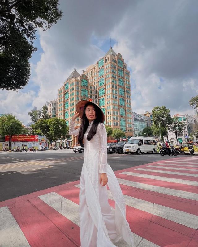 Jenny Huynh chup ao dai anh 11