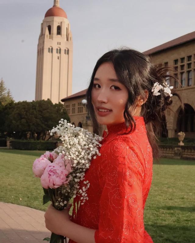 Jenny Huynh chup ao dai anh 1
