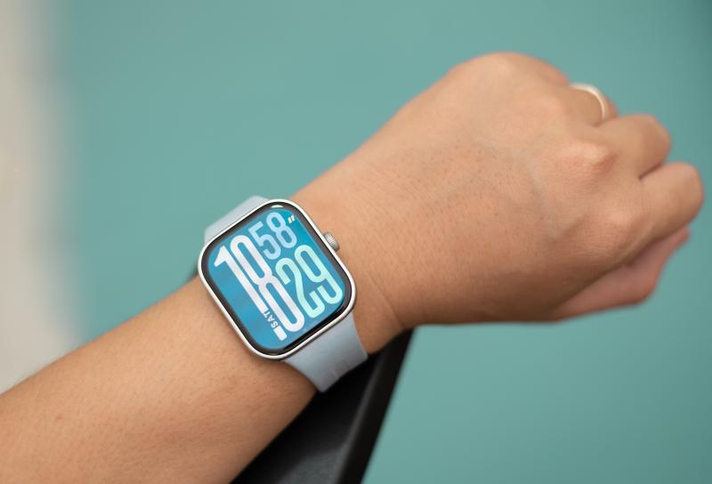 smartwatch xiaomi anh 13