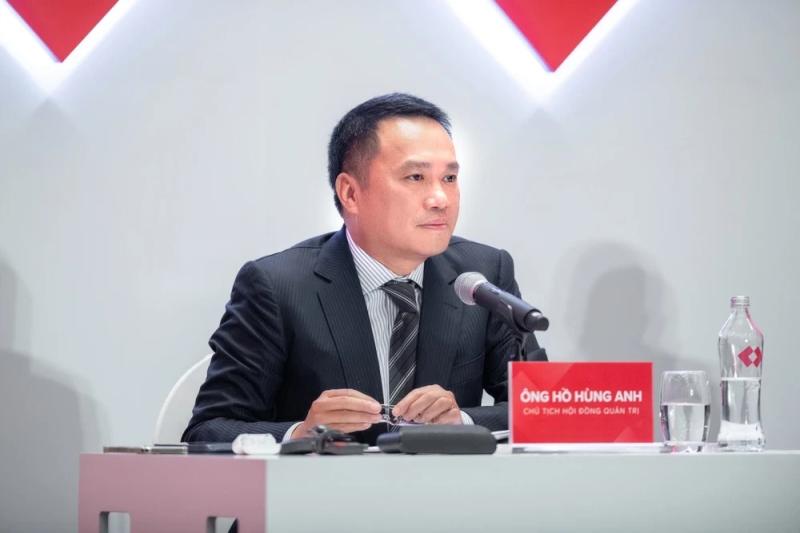 gia dinh ho hung anh,  du bao gia tcb,  co phieu techcombank anh 2