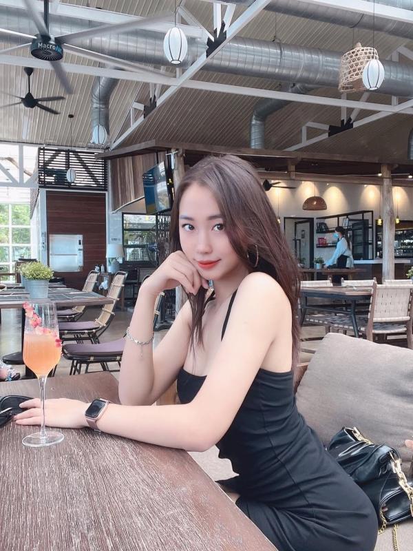co pho Ho Trang Nhung anh 11