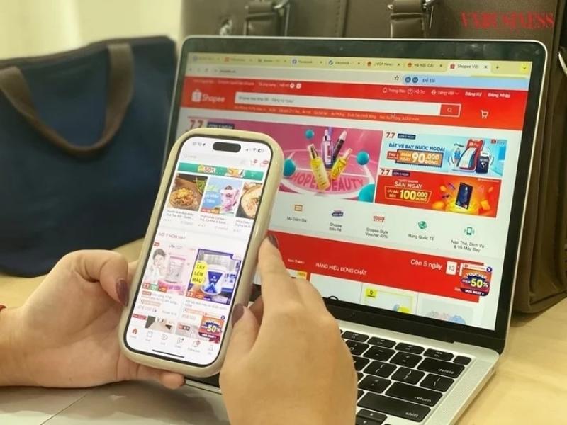tiktok shop,  shopee,  lazada anh 1