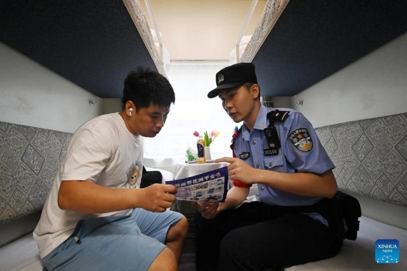 Tau lien van Viet Trung anh 3