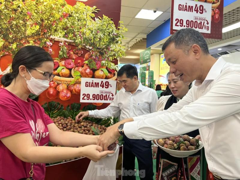 man hau anh 4