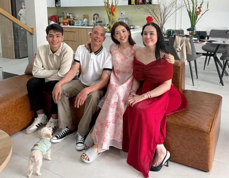 em trai tieu vy anh 1