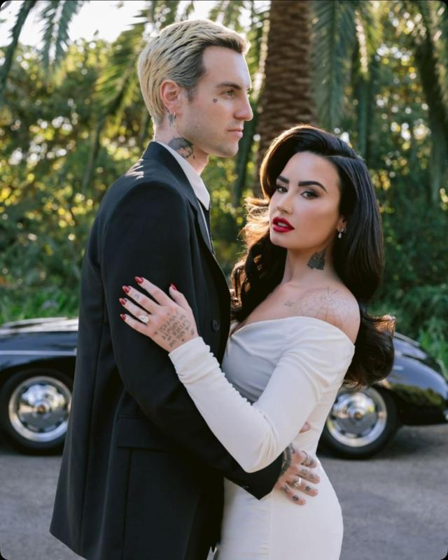 Demi Lovato,  nhac si anh 1