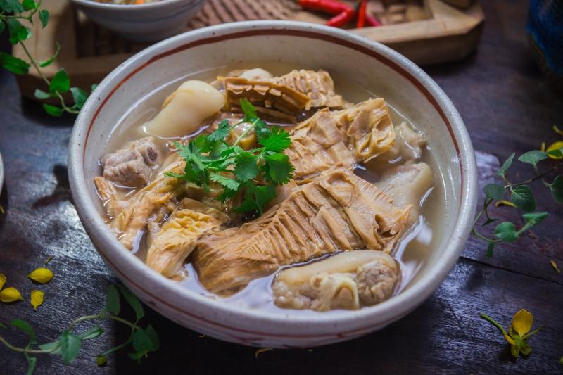 tao bon anh 1
