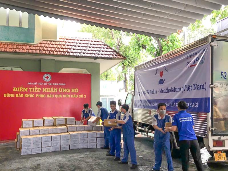 Rohto-Mentholatum anh 3