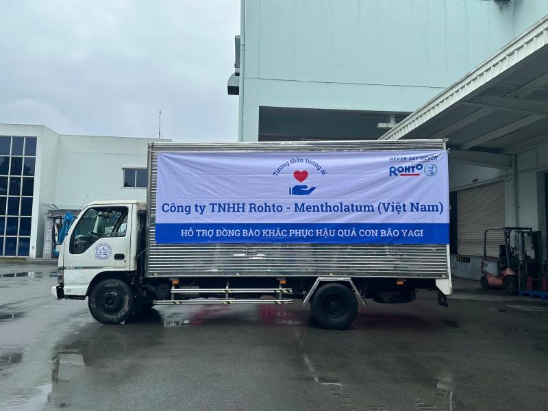 Rohto-Mentholatum anh 1