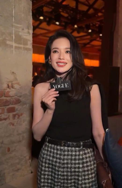 Thu Ky,  Kendall Jenner,  Stray Kids,  Jacob Elordi anh 1