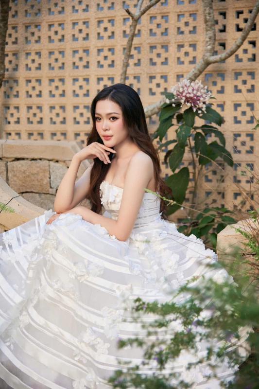 Kieu duy,  hoa hau quoc gia anh 11