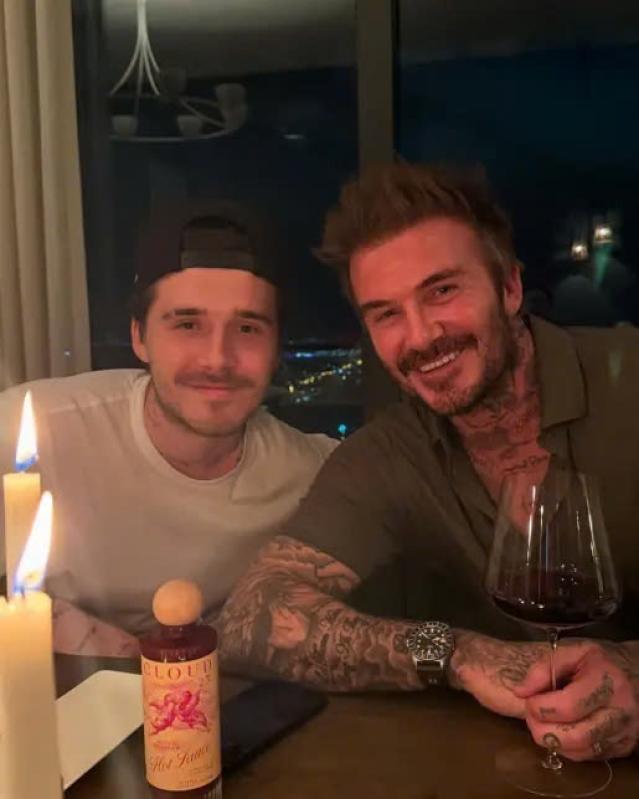 David Beckham,  Brooklyn,  Victoria anh 1