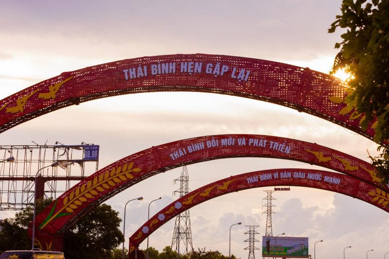 sap nhap anh 2