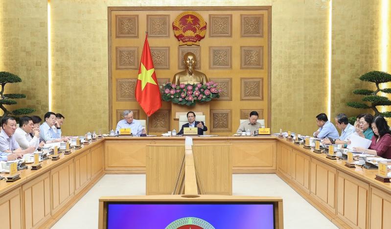 chinh quyen 2 cap anh 1