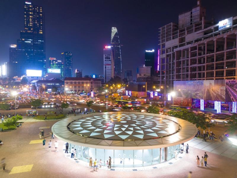 Union Square,   VPBank Tower,  Ba Son anh 11