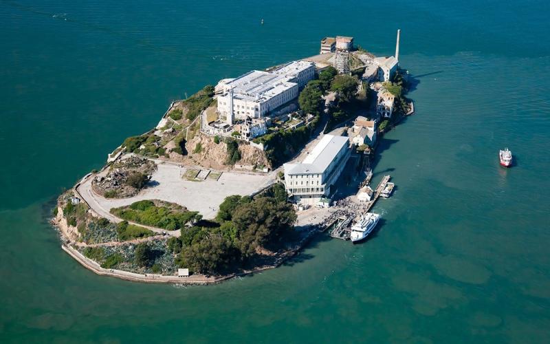 Dao Alcatraz anh 1