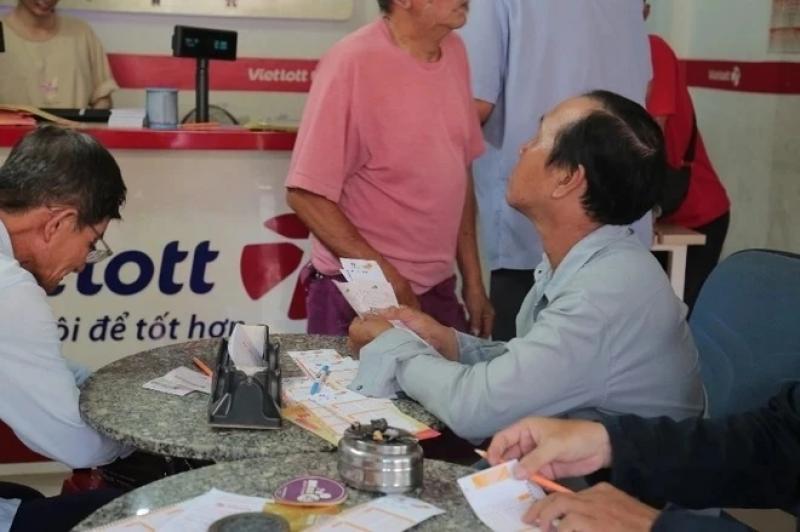 xo so vietlott,  ket qua vietlott,  xo so mien bac,  xo so mien nam anh 1